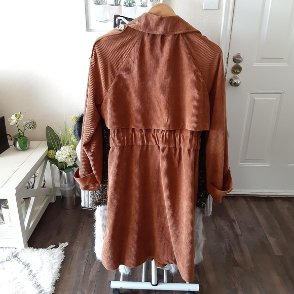 Brown Corduroy Pocketed Lapel Coat Size Small - Picture 7 of 10